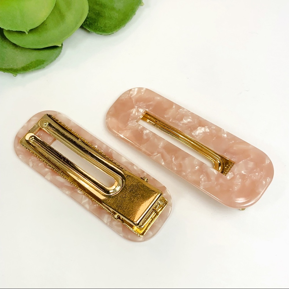 NEW Pink Pearly Acrylic Hair Clip 2 Pack - Picture 2 of 5